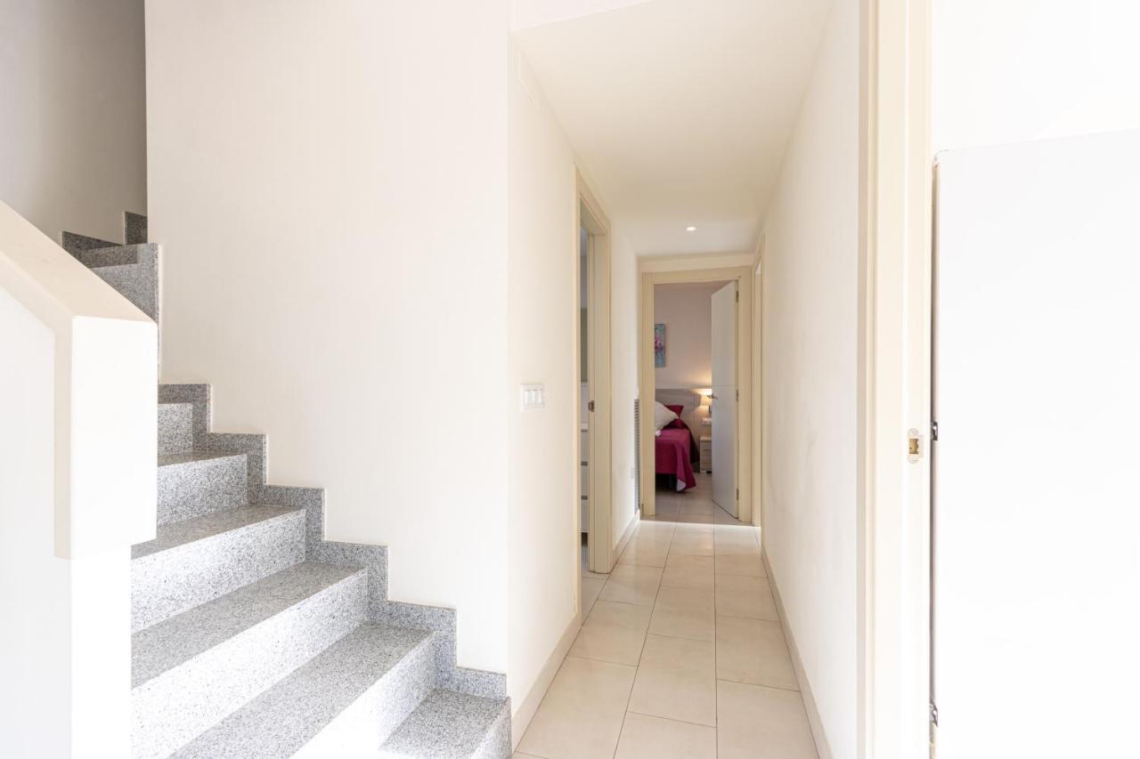Apart-Rent Apartment Francesc Macia Penthouse 2000 Roses Exterior photo