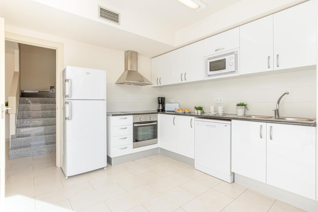 Apart-Rent Apartment Francesc Macia Penthouse 2000 Roses Exterior photo
